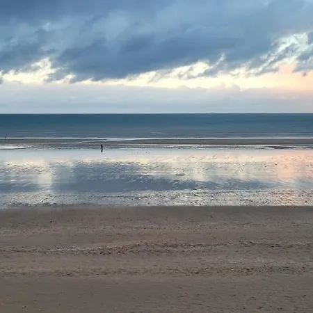 Апартаменты Les Pieds Dans L'eau