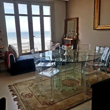 Les Pieds Dans L'eau * Blonville-sur-Mer