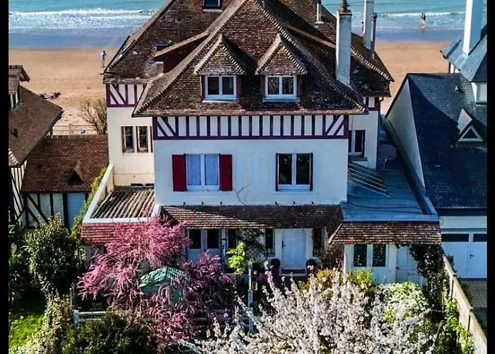 Les Pieds Dans L'eau Blonville-sur-Mer