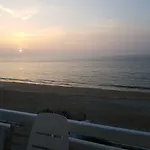 Les Pieds Dans L'eau Apartmán *