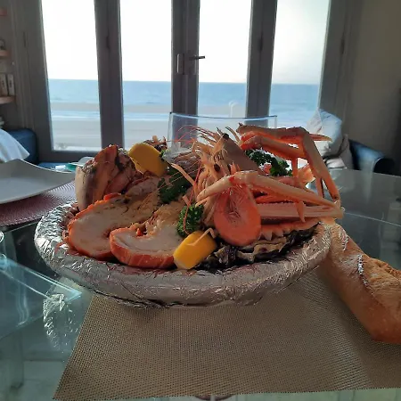 Les Pieds Dans L'eau *