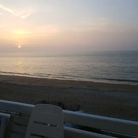 Les Pieds Dans L'eau Lejlighed *