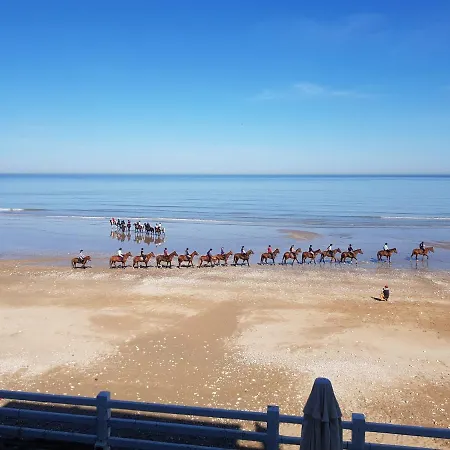 דירה Les Pieds Dans L'eau בלונוויל-סור-מר